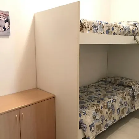 In With One-bedroom 1 *